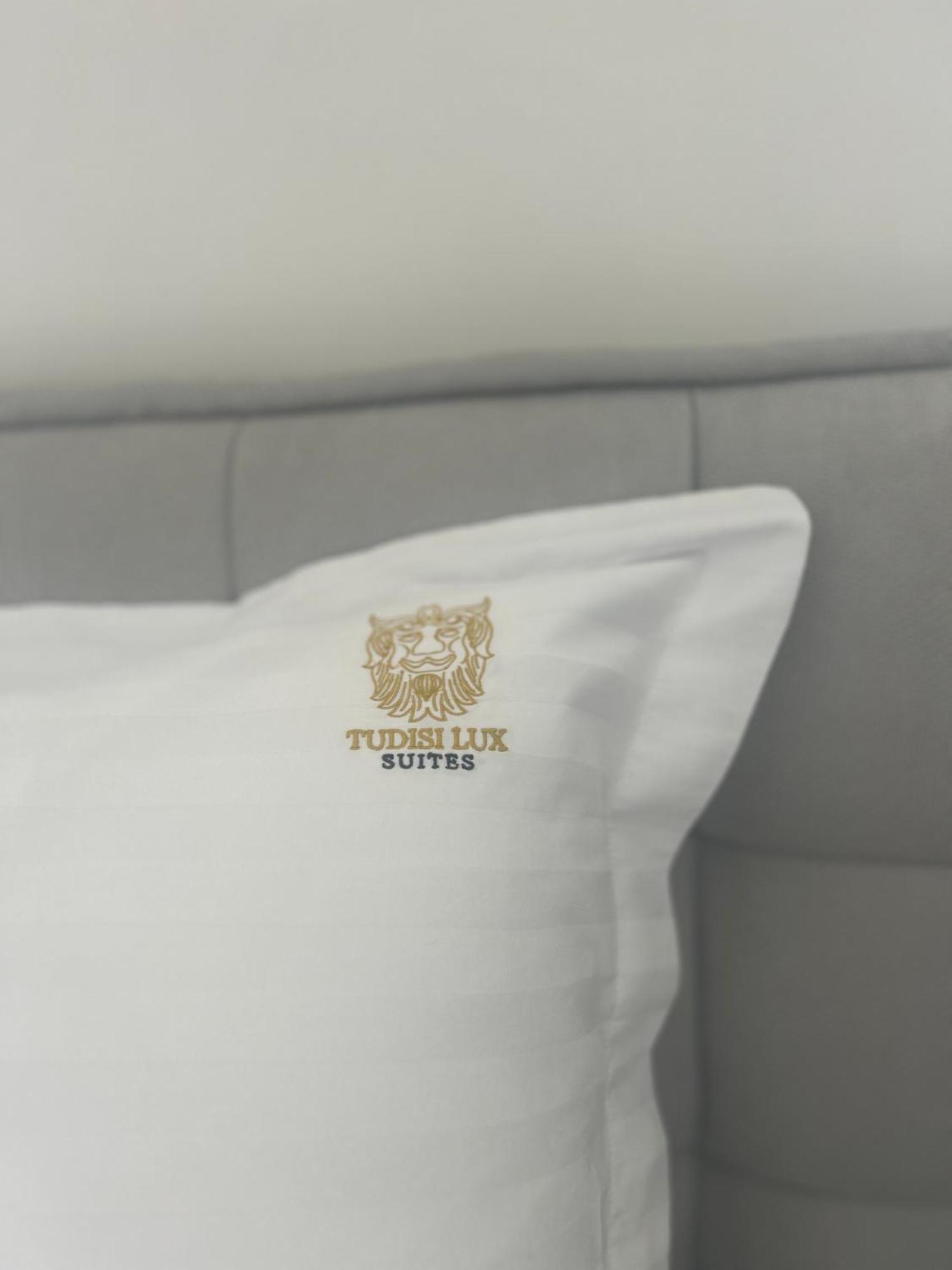 Tudisi Lux Suites By Dominium ドゥブロブニク エクステリア 写真